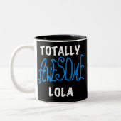 Totaal Geweldige Lola Blue Tshirts en geschenken Tweekleurige Koffiemok (Links)