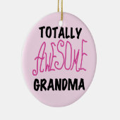 Totaal Geweldige Oma - Roze T-shirts en Giften Keramisch Ornament (Rechts)