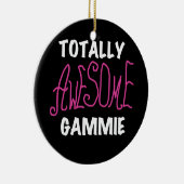 Totaal Roze T-shirts Geweldige Gammie en Giften Keramisch Ornament (Rechts)