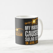 Totaal Solar Eclipse Grappige Verjaardag 4-8-2024  Koffiemok (Voorkant rechts)