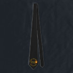 Totaal zonnecrisis 2 juli 2019 Zuid-Amerika Stropdas<br><div class="desc">Bereid je voor op de grote Zuid-Amerikaanse zonneclips die op 2 juli 2019 plaatsvinden. Deze coole stropdas kan met een stad, een land of uw eigen douanetekst worden aangepast. Verander gemakkelijk de bovenkant en bodemtekst ook. Het ontwerp is voorzien van een donker silhouet van de maan dat de zon verduistert...</div>