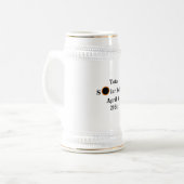 Totaal zonnepanelen 8 april 2024 wit/goud bierpul (Voorkant links)