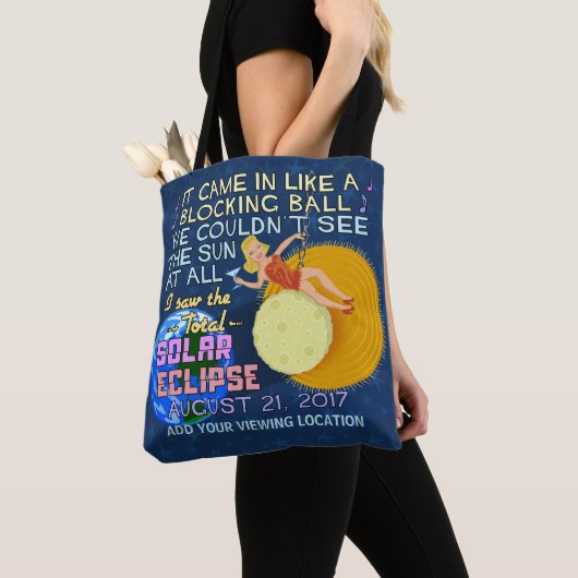 Totaal zonnescherm 21 augustus 2017 Amerikaanse Fu Tote Bag (Dichtbij)