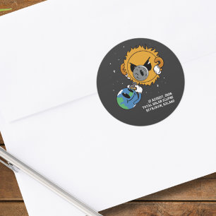 Totaal Zonsverduistering 2026 IJsland Photobomb Ronde Sticker