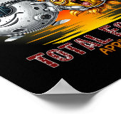 Total Solar Eclipse Chase April 2024 Zon is Gettin Poster (Hoek)