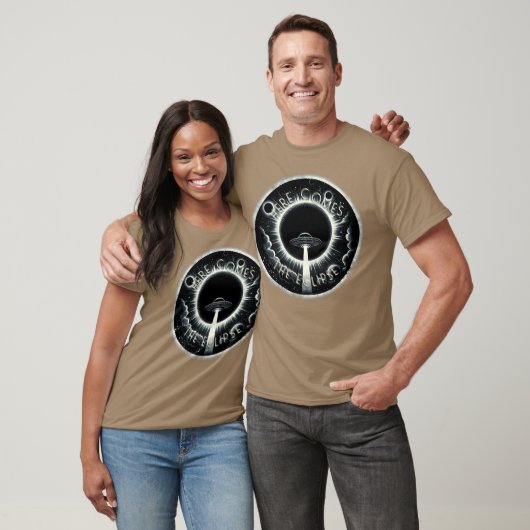 Total Solar Eclipse Here Come The Eclipse 2024 T-shirt (Unisex)
