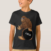 Totale Zonsverduistering 04.08.2024 Bigfoot Fun Bo T-shirt (Voorkant)