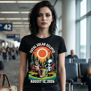 Totale Zonsverduistering 12 augustus 2026 Bigfoot Tri-Blend Shirt