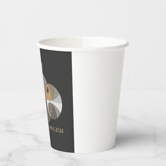Totale Zonsverduistering 2025 grappig ontwerp. tot Papieren Bekers (Links)