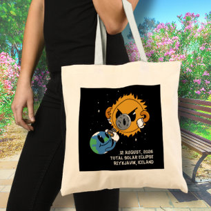 Totale Zonsverduistering 2026 IJsland Photobomb Tote Bag