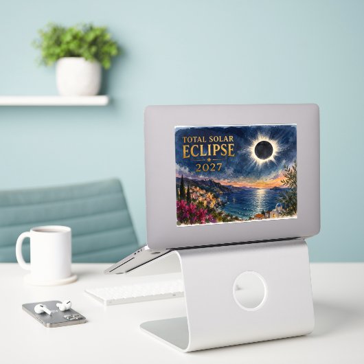Totale Zonsverduistering 2027 Middellandse Zee  Sticker (Laptop op bureau)