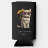 Totale Zonsverduistering April 2024 Leuke Kat in B Seltzer Blikjeskoeler (Achterkant)