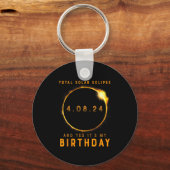 Totale zonsverduistering en ja, het is mijn verjaa sleutelhanger (Voorkant)