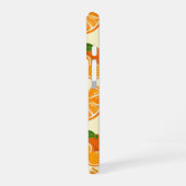 Totally a-pee-ling orange pattern iPhone 16 hoesje (Linkerkant)