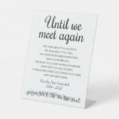 Totdat we weer de gedenkdienst ontmoeten reclamebord met voetstuk (Voorkant)