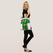 Tote bag with green and yellow nagajuban design (Op model)