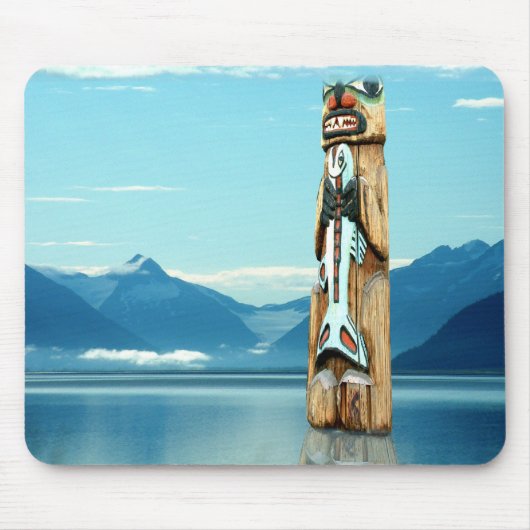 Totem Guarding Salmon Runmousepad Muismat (Voorkant)