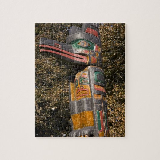 Totem-pool in het park Ottawa, Ontario, Canada Legpuzzel (Verticaal)