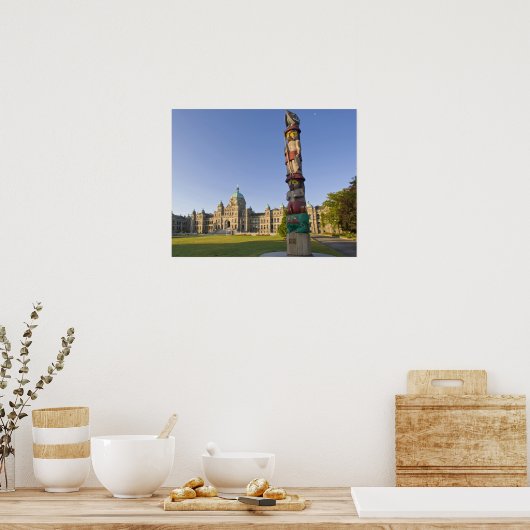 Totempaal in het gebouw van het Parlement in Poster (Keuken)