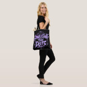 Totes die de Stippen Verbinden Tote Bag (Op model)