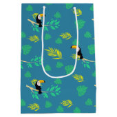 Toucan Blue en Green Tropical Rainforest Medium Cadeauzakje (Achterkant)