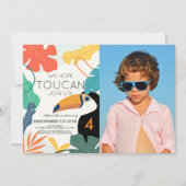 Toucan Tropical Leaf Modern Birthday Foto Kaart (Voorkant)