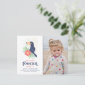 Toucan Tropical Palm Leaves Birthday Photo Invitat Briefkaart (Staand voorkant)