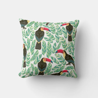 Toucans, tropische bladeren, decoratief patroon. kussen