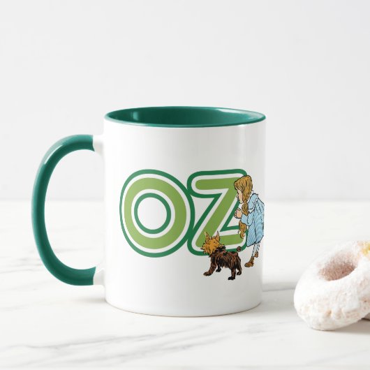 tovenaar van Oz Dorothy Toto met grote letters Mok (Met donut)