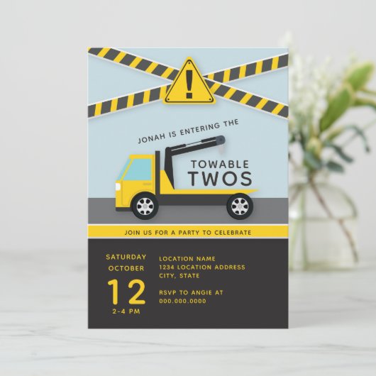 Towable Twos/Construction Second Birthday Kaart (Staand voorkant)