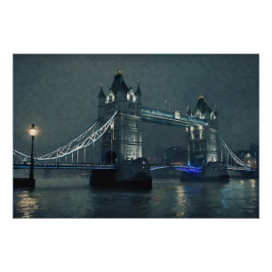 Tower Bridge en London Fog Perfect Poster