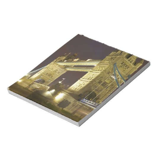 Tower Bridge en River Thames bij de schemering, Lo Notitieblok (Linkerzijde)