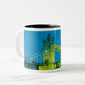 Tower Bridge, Londen, Engeland 3 Tweekleurige Koffiemok (Voorkant links)