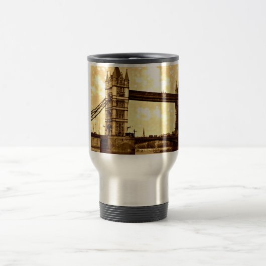 Tower Bridge London 1900 Reisbeker (Center)