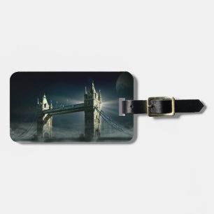 Tower Bridge London in Night Fog Bagagelabel