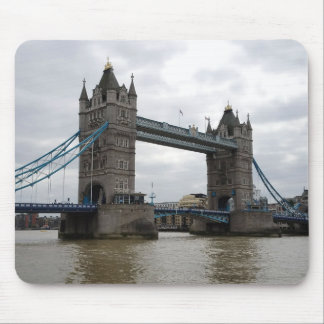 Tower Bridge, Muismat van Londen