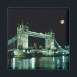 Tower Bridge 's nachts, Londen, Engeland Magneet<br><div class="desc">COPYRIGHT Paul Thompson / SuperStock.com | EU33 PTH0430.jpg | Tower Bridge 's nachts, Londen, Engeland</div>