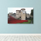 Tower of London met keramische papavers - Canvas (Insitu (Houten vloer))