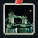 Towerbrug bij Night, Londen, Engeland Metalen Ornament<br><div class="desc">COPYRIGHT Paul Thompson / DanitaDelimont.com | EU33 PTH0430.jpg | Tower Bridge at Night,  Londen,  Engeland</div>