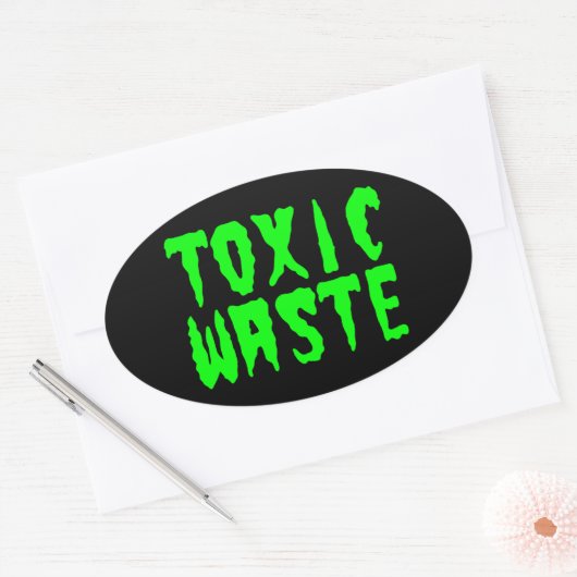 TOXISCH AFVAL OVALE STICKER (Envelop)