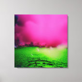Toxisch groen landschap en paarse wolken canvas afdruk (Voorkant)