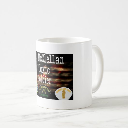 Toxische Mok van de Dienst (Voorkant rechts)