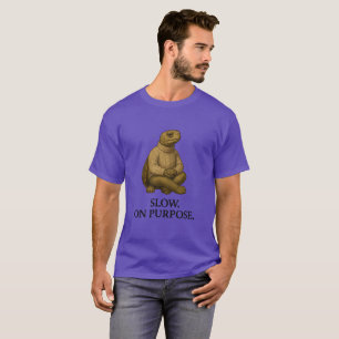 TRAAG MET OPZET. T-SHIRT