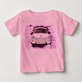 Trabant-auto en roze/Lila Berlijnse muur (Voorkant)