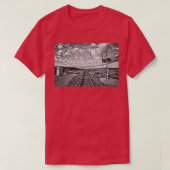 Tracks and Lines BW T-shirt (Design voorkant)