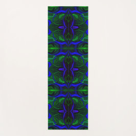 Traços azuis "flutuando" sobre fundo verde. yogamat