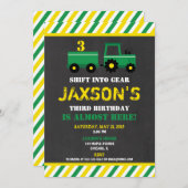 Tractor groen en geel verjaardagsuitnodiging jonge kaart (Voorkant / Achterkant)