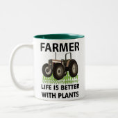 Tractor op het veld boer tweekleurige koffiemok (Links)