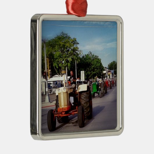 Tractorparade in Washington, Iowa Metalen Ornament (Rechts)