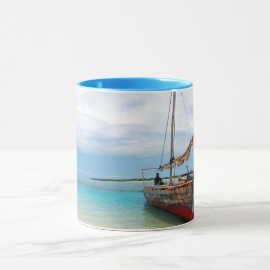 Traditional Dhow, Zanzibar, Tanzania Mok (Midden)